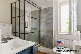 Lokal użytkowy 117m2 w budynku przy Szpitalu